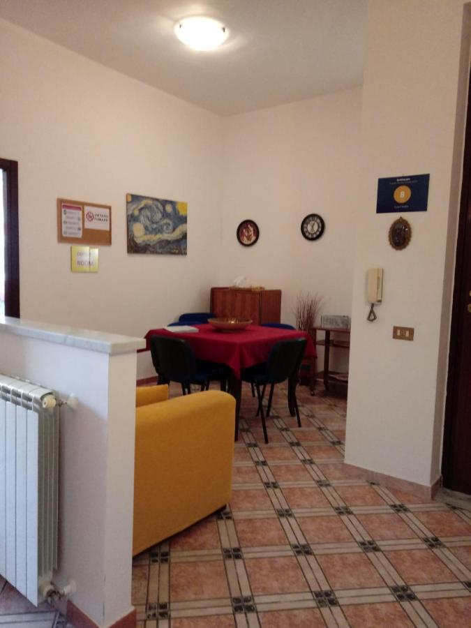 Hôtel Casa Claudia à Palerme Extérieur photo