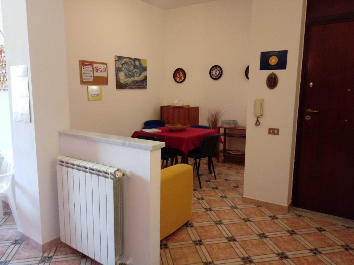 Hôtel Casa Claudia à Palerme Extérieur photo