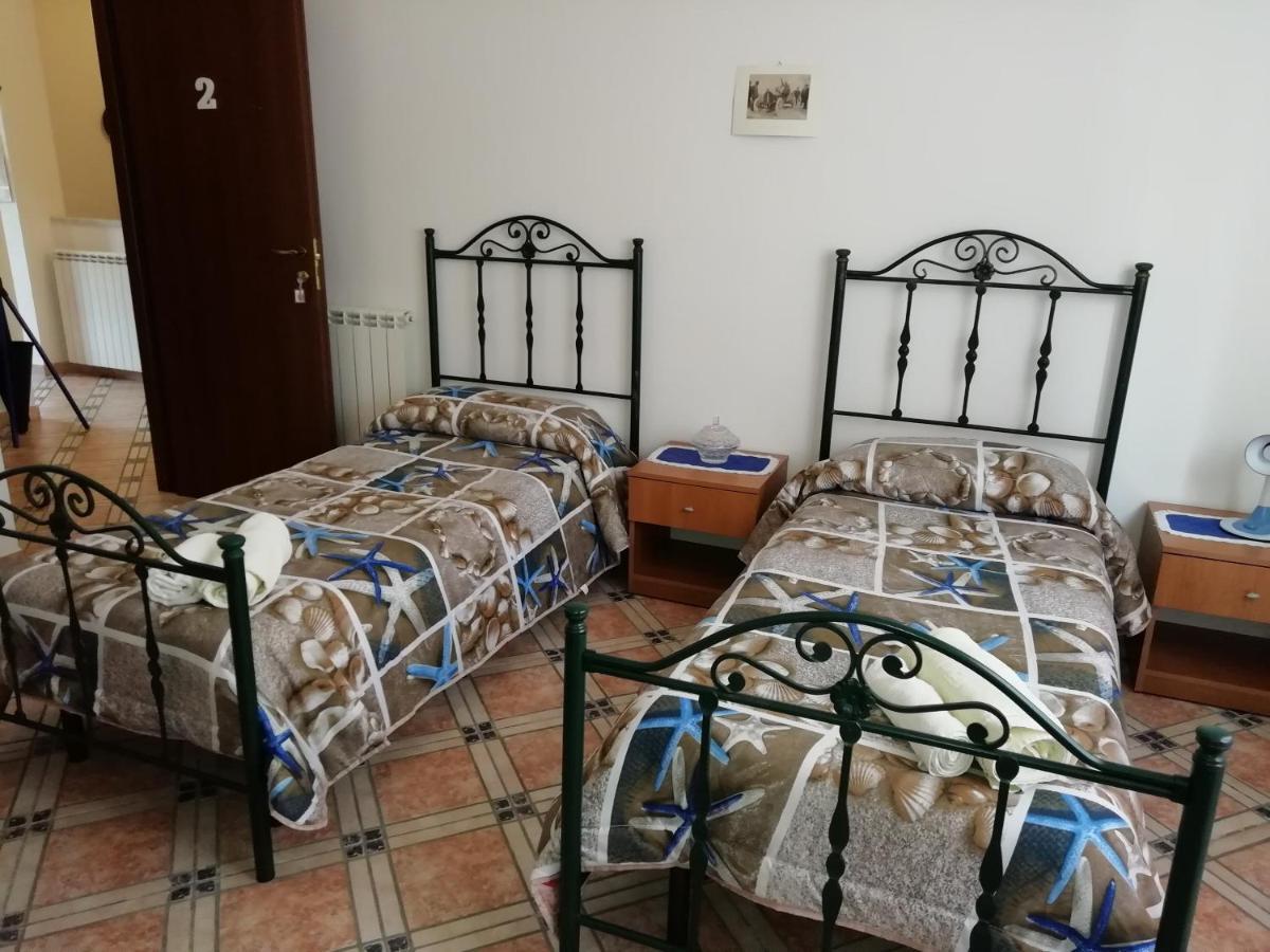 Hôtel Casa Claudia à Palerme Extérieur photo
