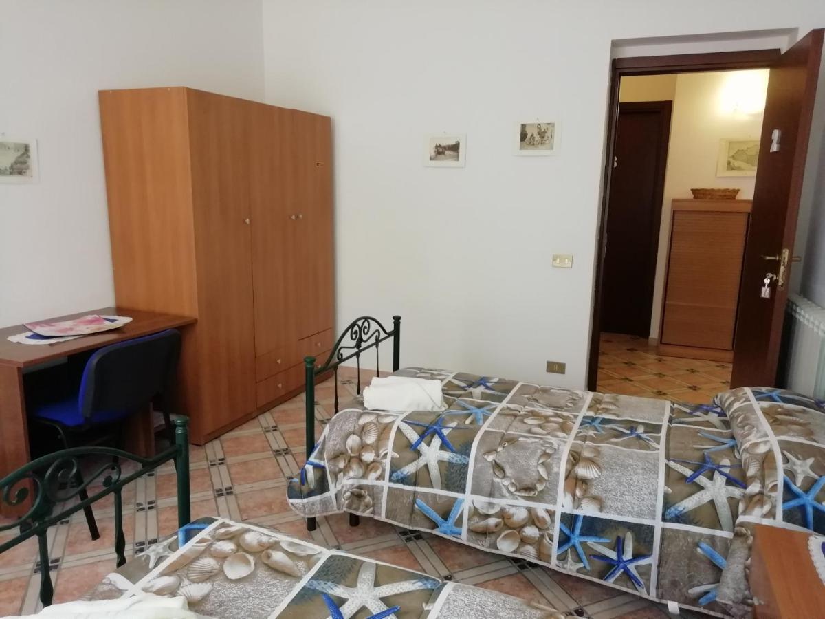 Hôtel Casa Claudia à Palerme Extérieur photo
