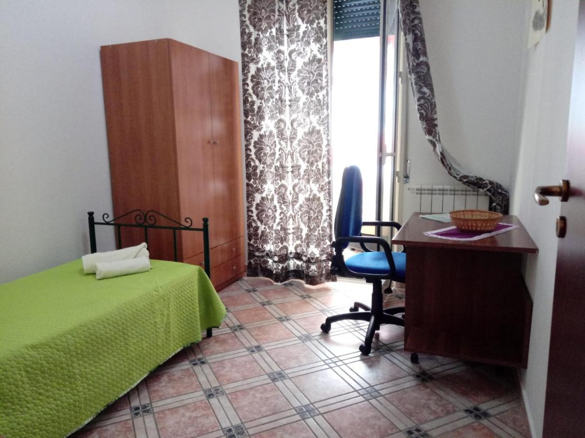 Hôtel Casa Claudia à Palerme Extérieur photo