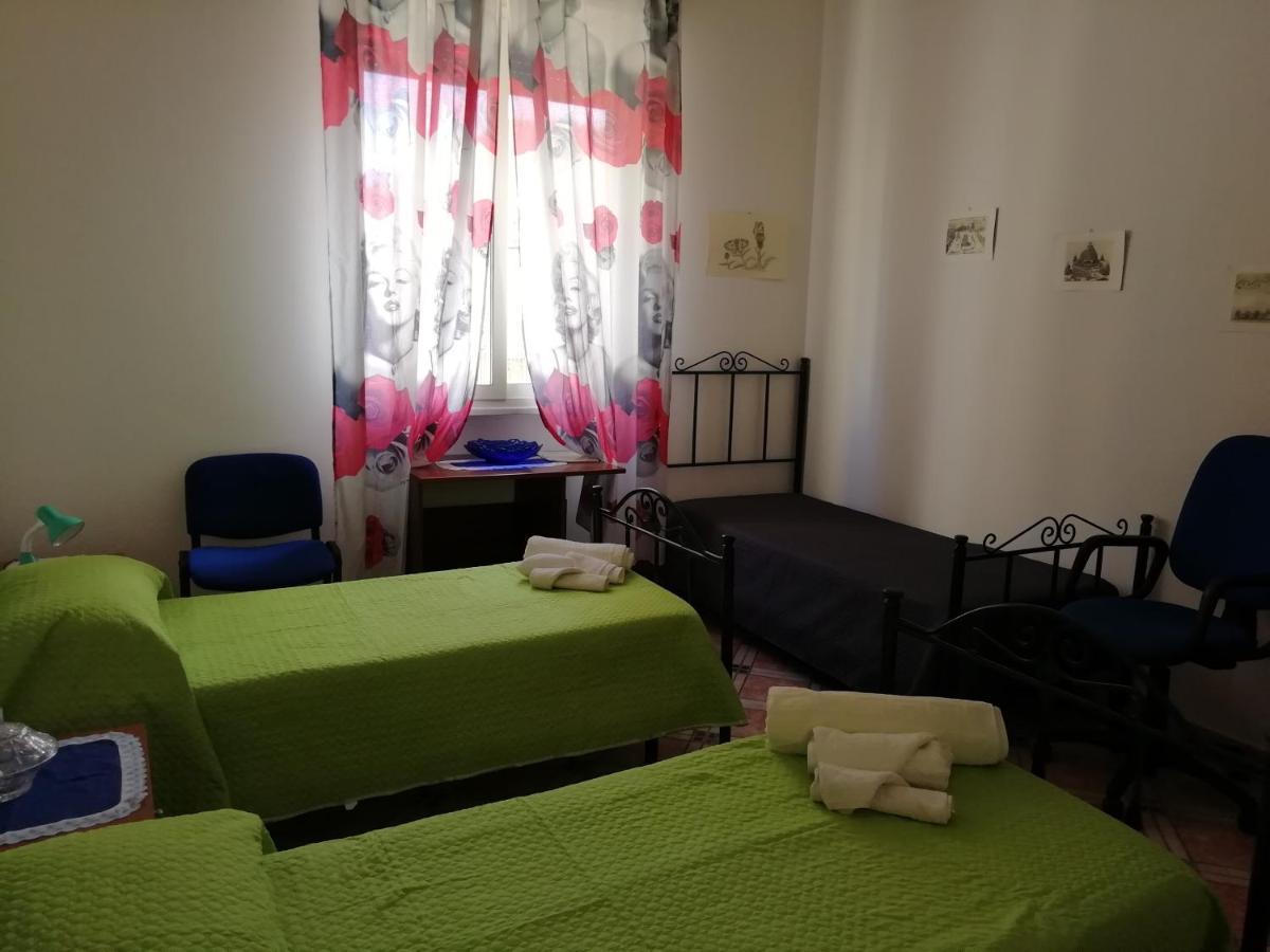 Hôtel Casa Claudia à Palerme Extérieur photo