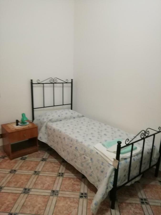 Hôtel Casa Claudia à Palerme Extérieur photo